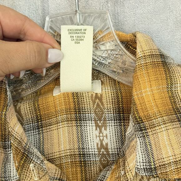 As Real As Wrangler Shirt Women’s Medium Pearl Snap Yellow Gold Cowgirl Western - Picture 6 of 13